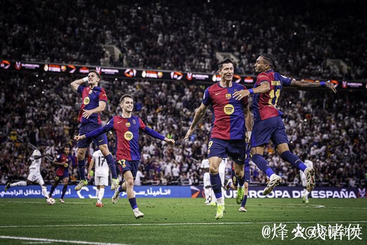 前中超弃将迎大爆发,欧冠连斩巴萨皇马。 前中超弃将迎大爆发,欧冠连斩巴萨皇马。